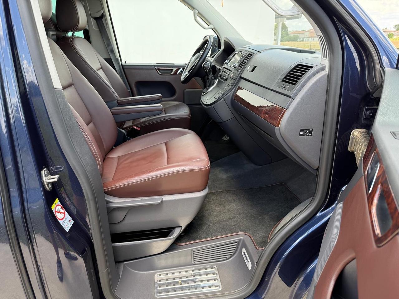 Volkswagen Multivan 2.0 BiTDI 180CV DSG Highline