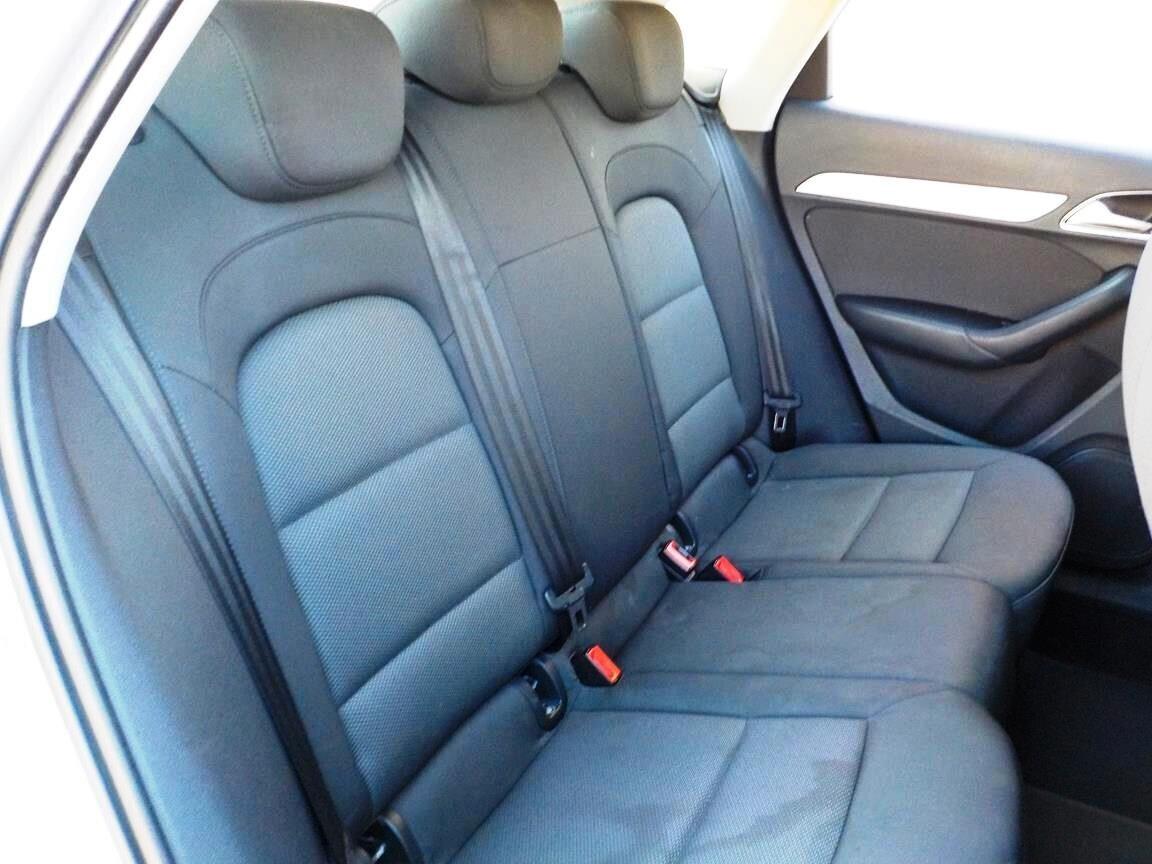 Audi Q3 2.0 TDI 120 CV S tronic