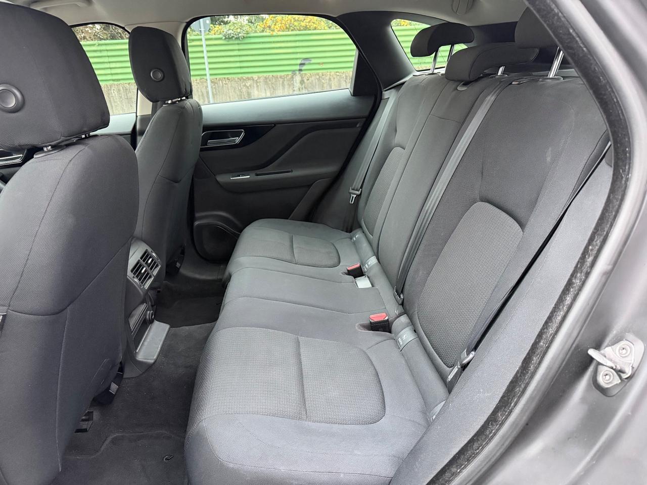 Jaguar F-Pace 2.0 D 180 CV CATENA RUMOROSA !