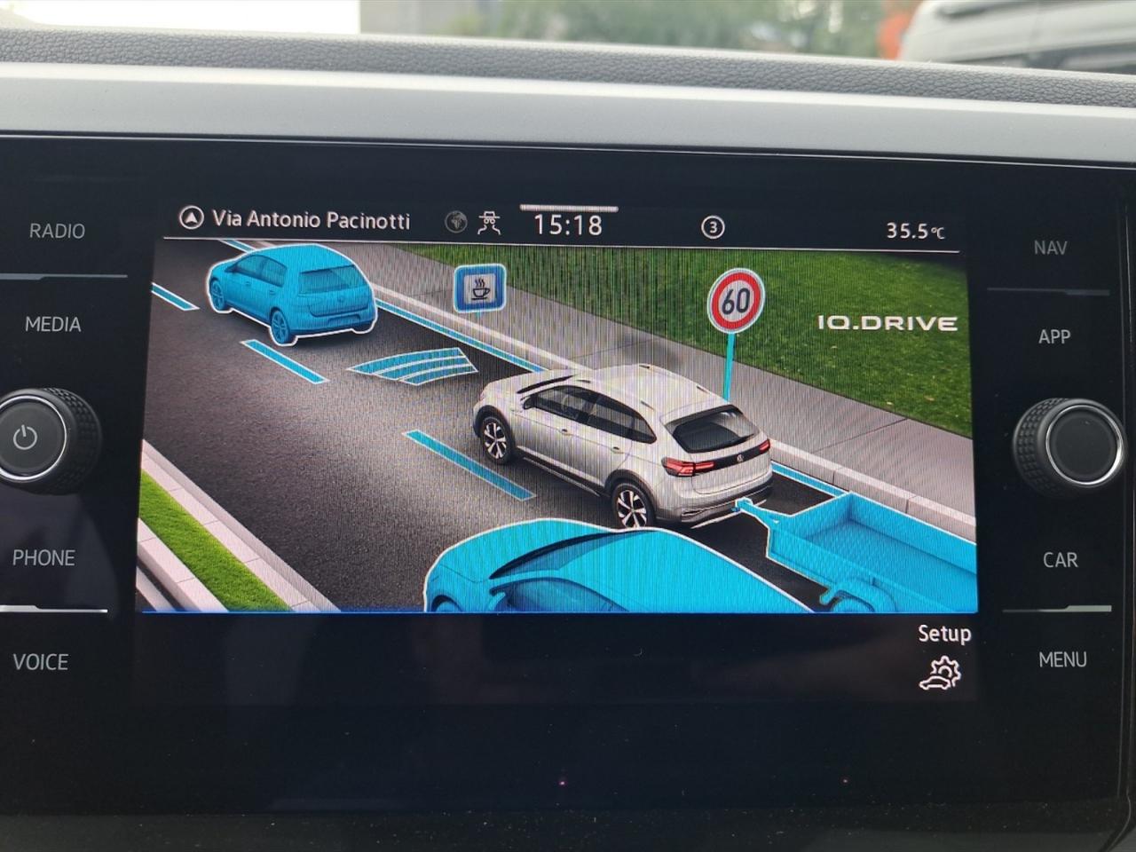 Volkswagen Taigo 1.0 tsi 110 cv r-line