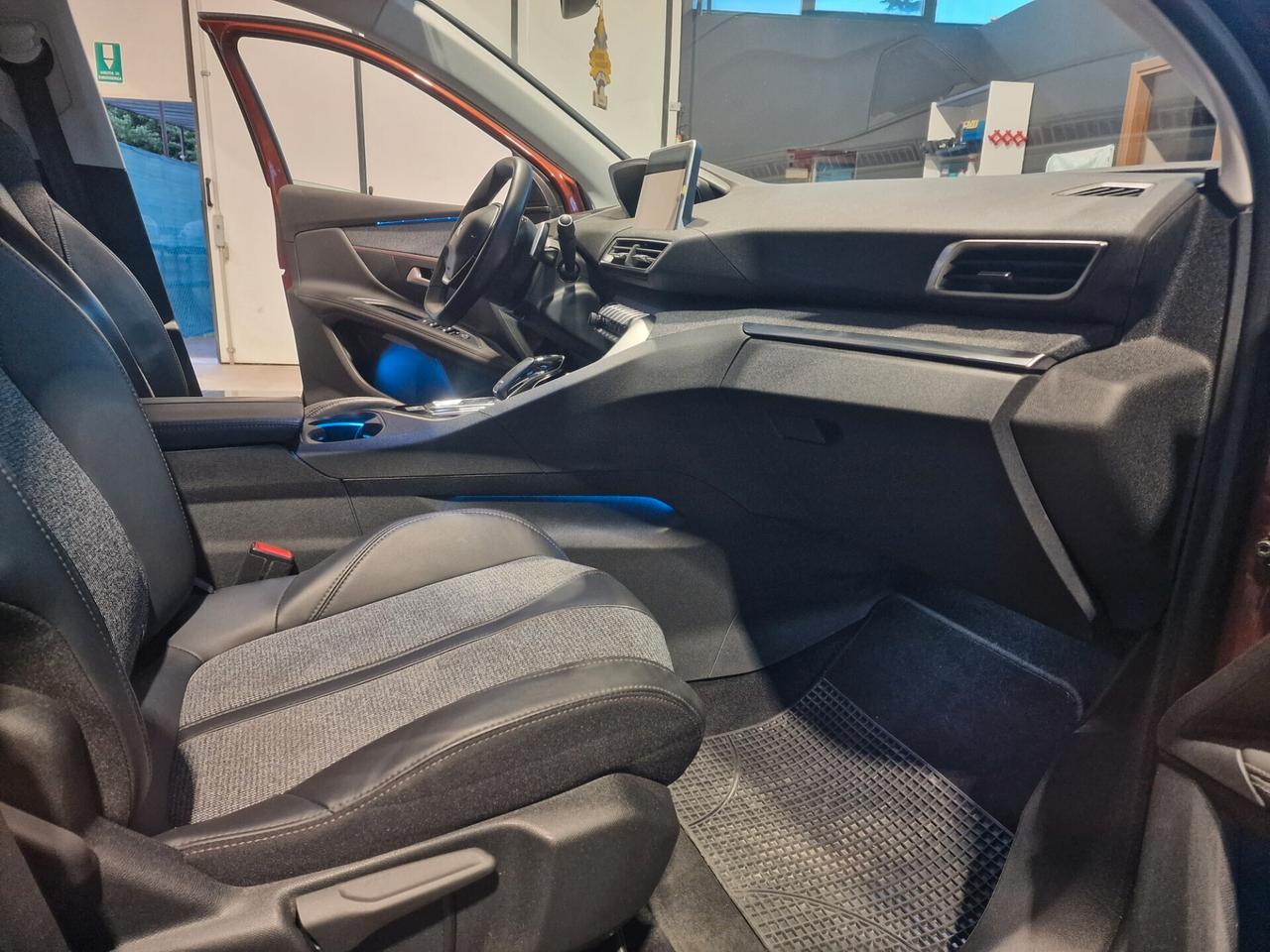 Peugeot 3008 BlueHDi 120 S&S Allure