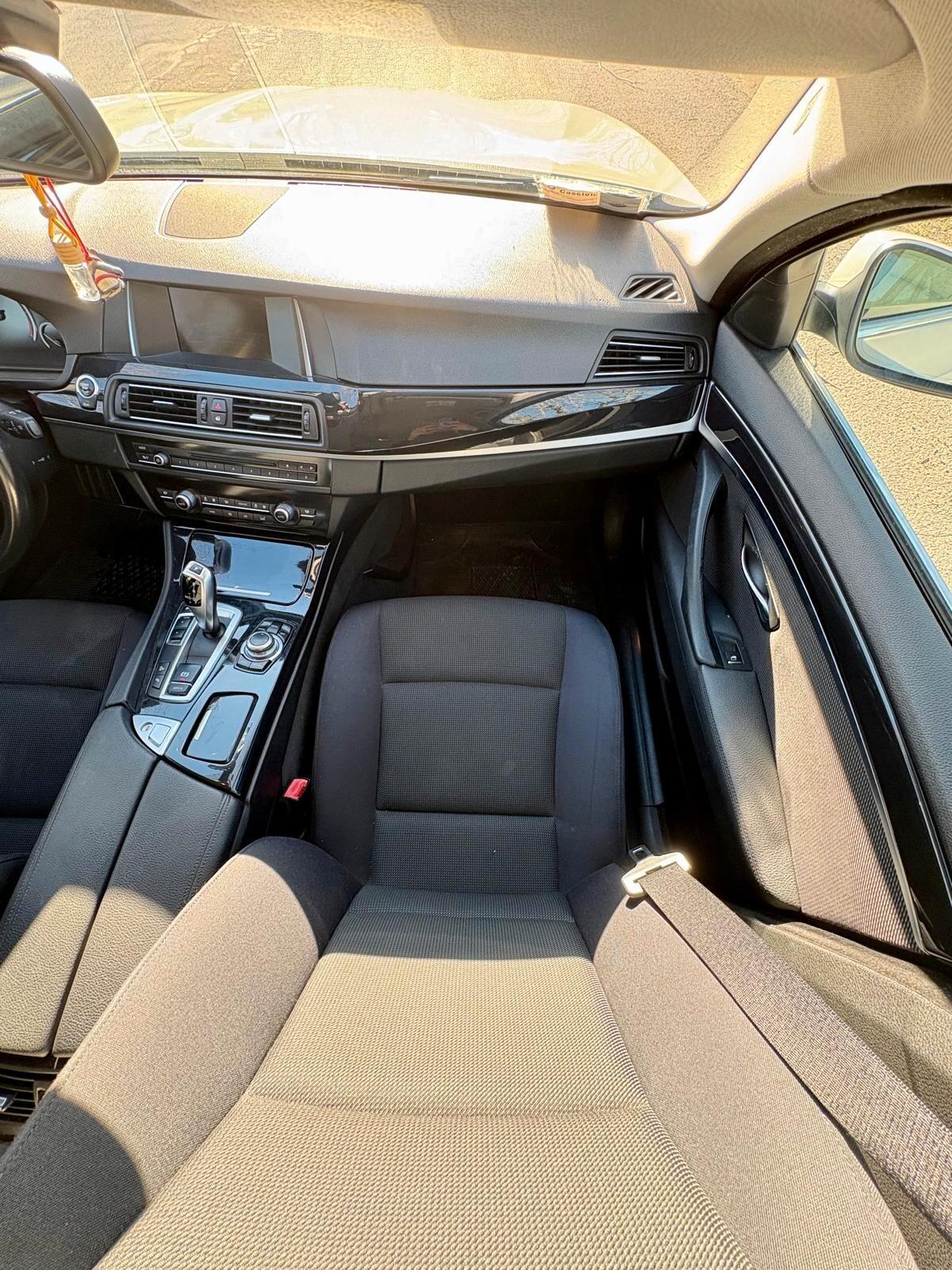 Bmw 530d xDrive 258CV Touring Business Automatic