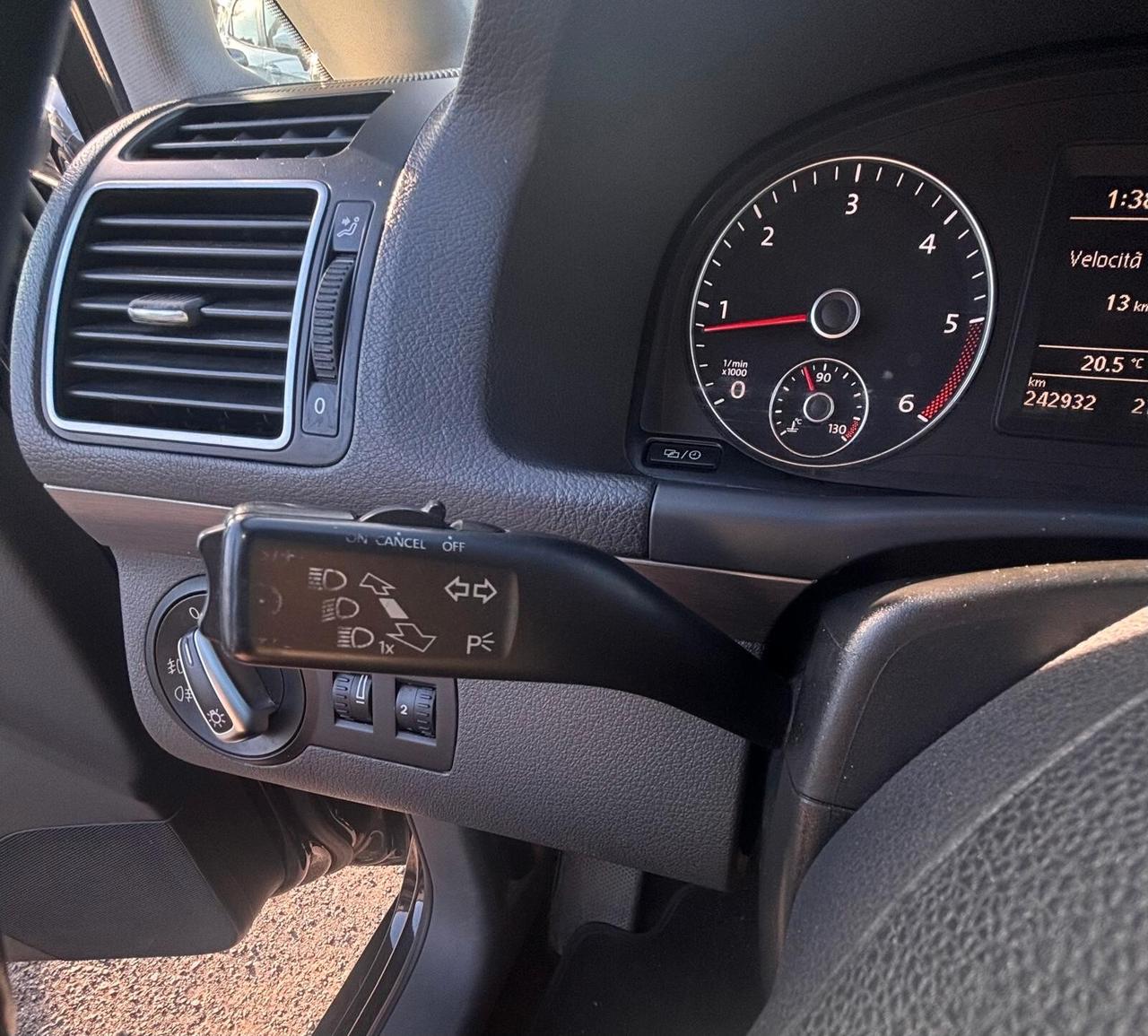 Volkswagen Touran 1.6 TDI DSG Comfortline