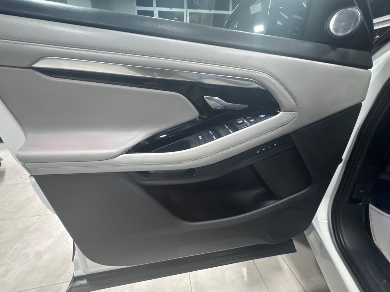 LAND ROVER EVOQUE 2.0 SD4 180CV HYBRID + TETTO APRIBILE