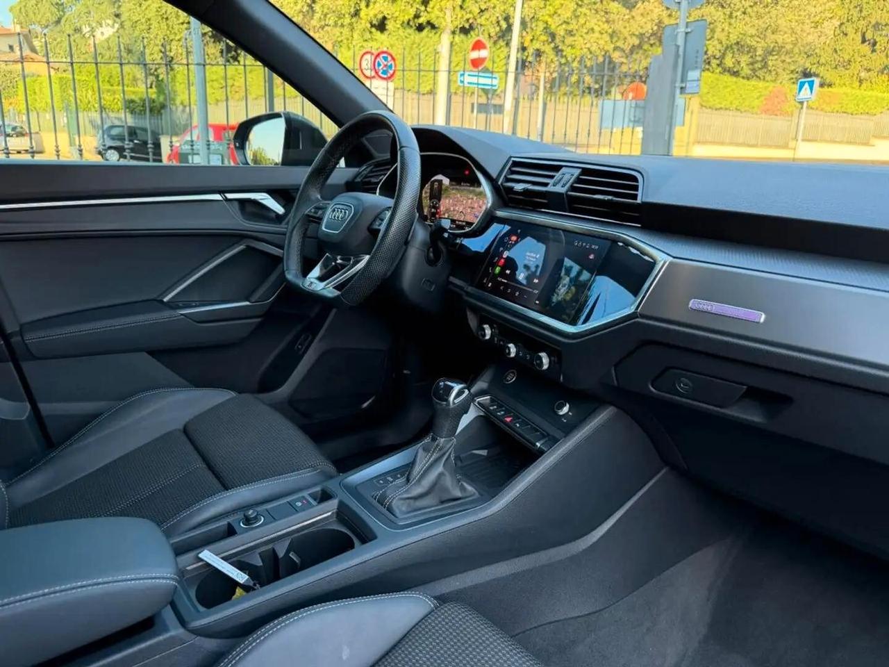 Audi Q3 SPB 35 TDI S tronic line edition GRANZIA UFFICIALE AUDI GENNAIO 2027 + 12 MESI GARANZIA NOSTRA