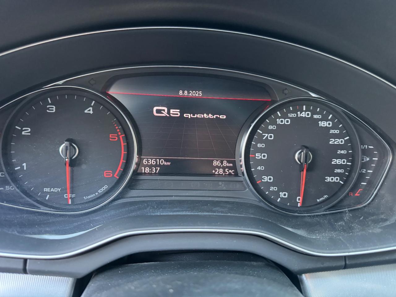 Audi Q5 2.0 TDI QUATTRO-SOLO 63.000 KM- 2020