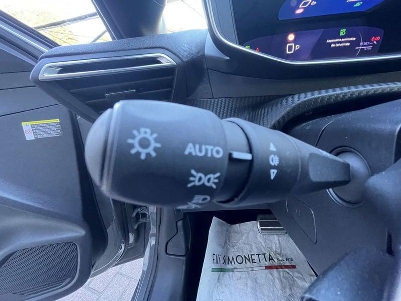 Peugeot 208 1.2 hybrid GT 145cv e-dcs 6 - AZIENDALE