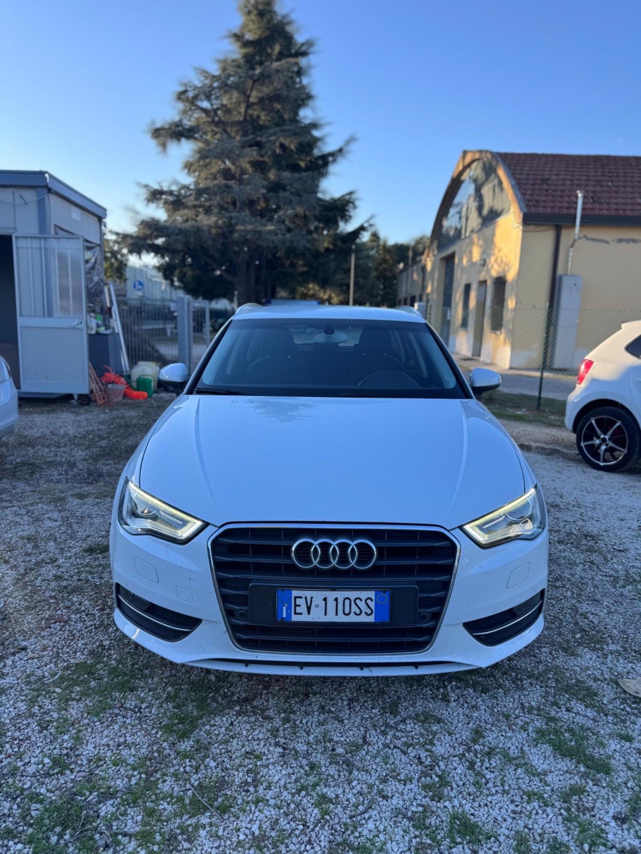 Audi A3 SPB 1.6 TDI clean diesel Ambition