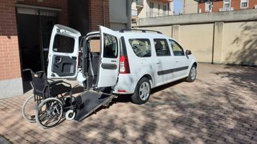 Dacia trasporto disabili pianale ribassato