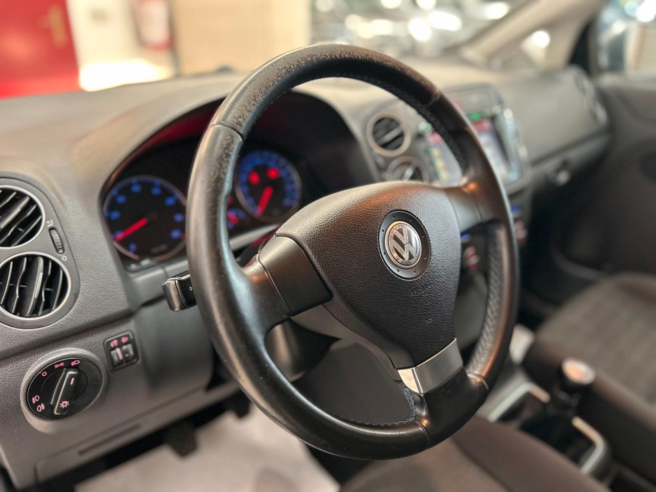 Volkswagen Golf Plus Comfortline 1.6-Ok Neopatent-Dettagli in Bio