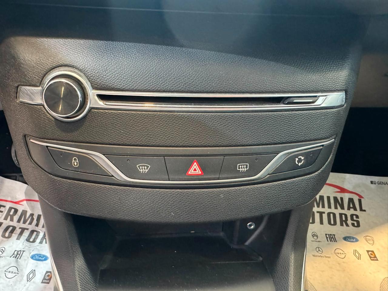 Peugeot 308 SW 1.6 HDI 115cv ALLURE