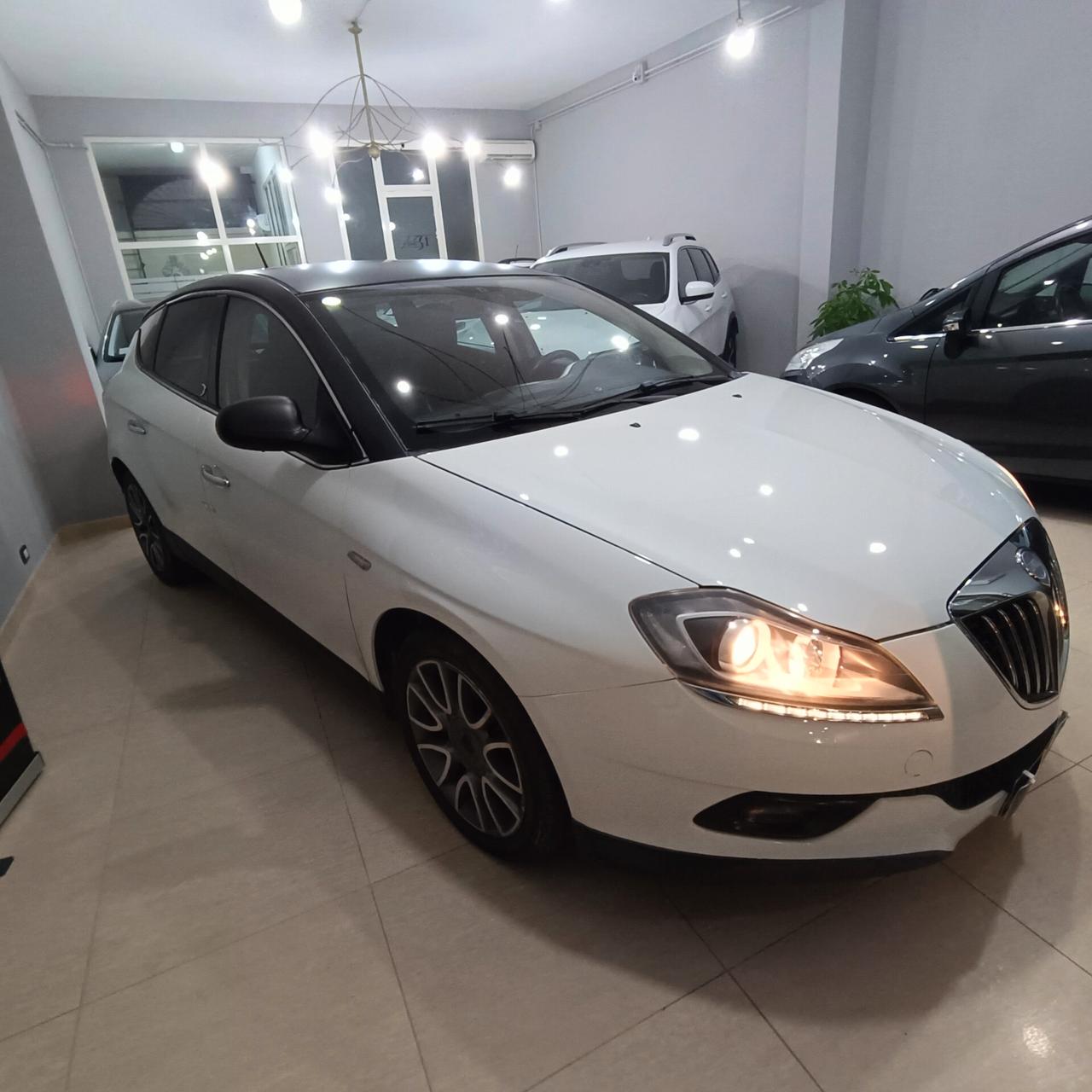 Lancia Delta 1.4 T-Jet 120 CV Oro Ecochic GPL