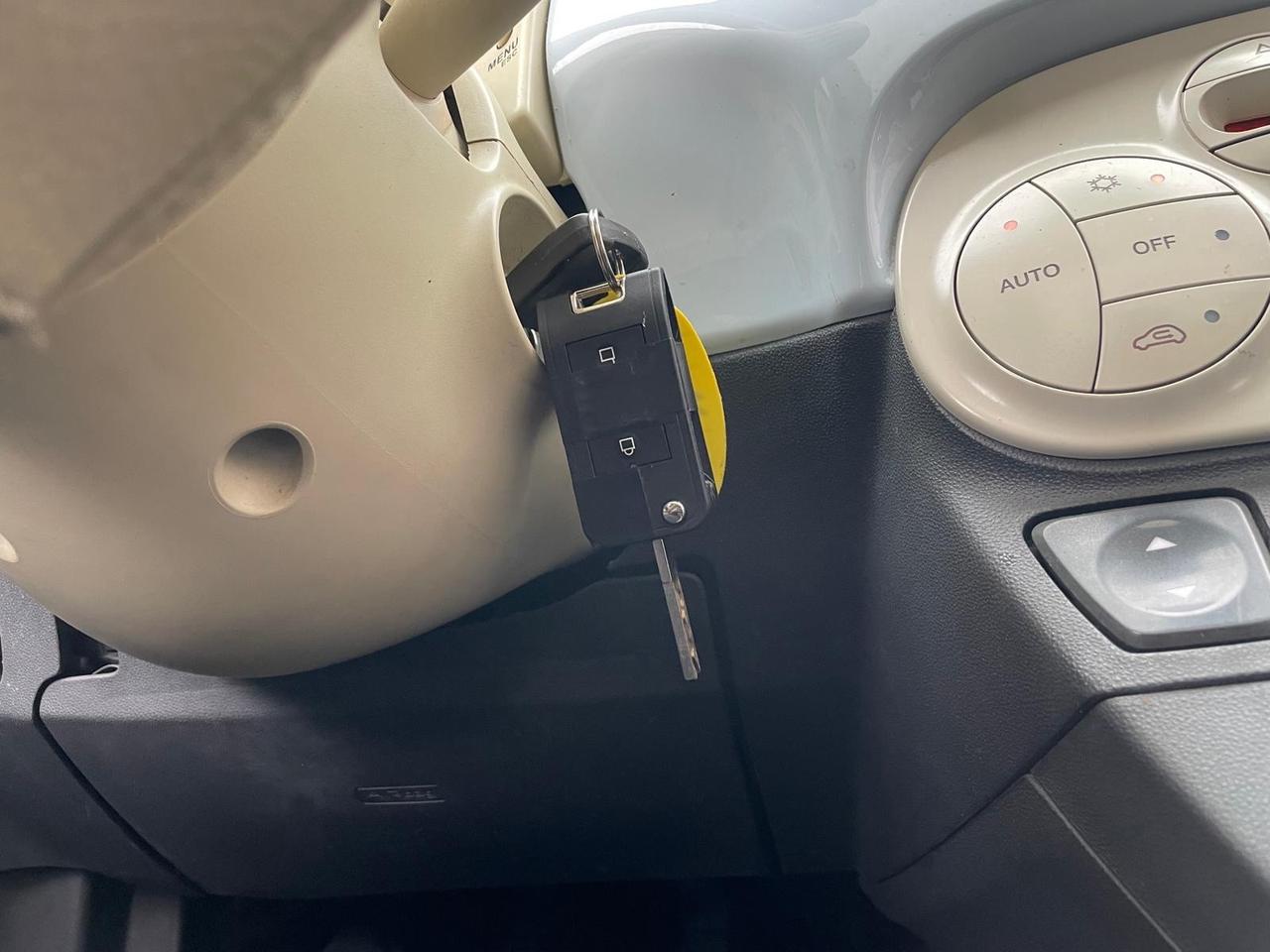 Fiat 500 SuperFull 1.2Benz Lounge Perfett km170mila