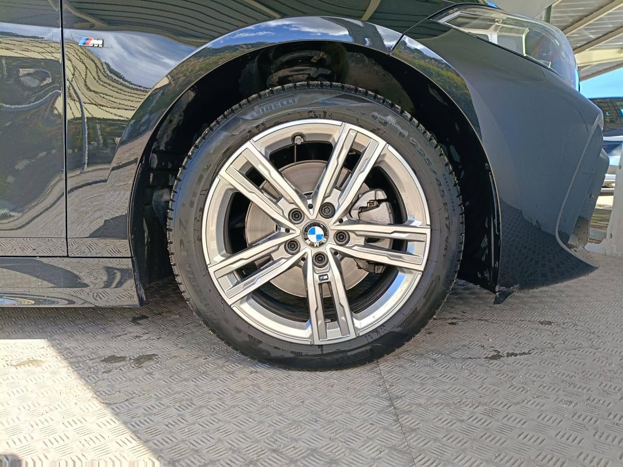 BMW Serie 1 F40 - 116i Msport Exterior auto