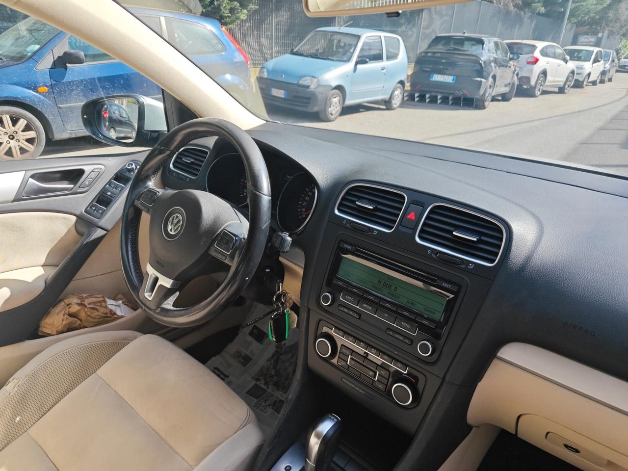Volkswagen Golf 1.6 TDI DPF DSG 5p. Comfortline