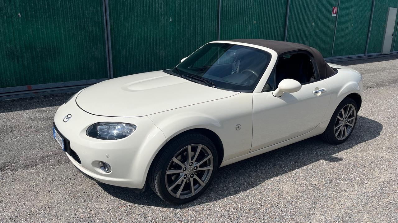Mazda MX-5 Roadster Coupé 1.8L 16V Niseko