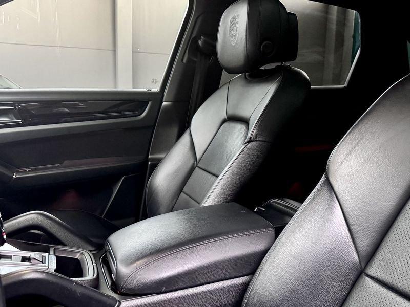 Porsche Cayenne 3.0 V6