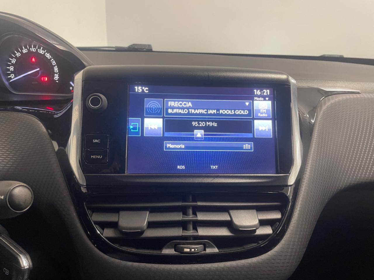 Peugeot 2008 BlueHDi 100 Active Perfetta !