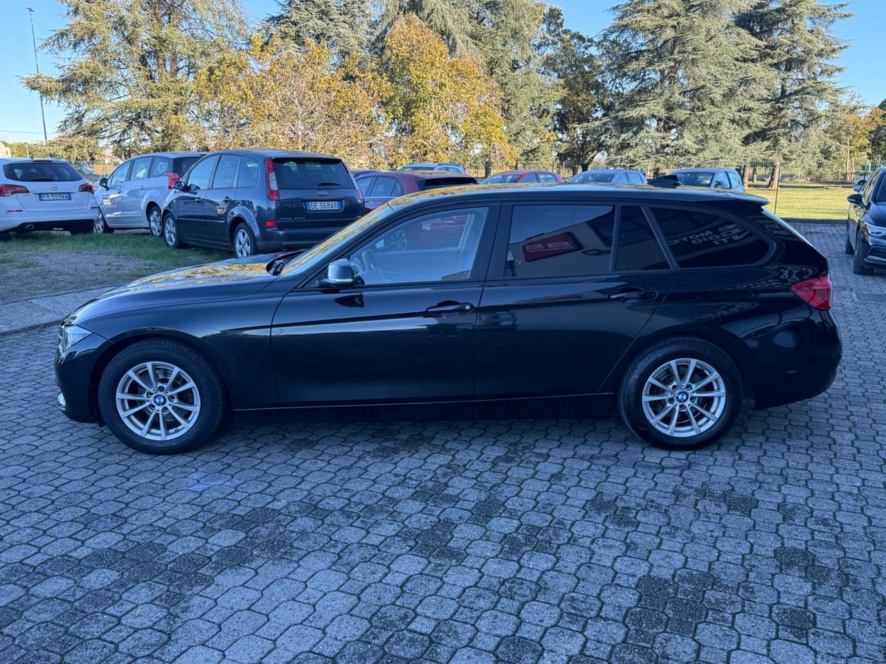 Bmw 318d Touring|UNIPRO|