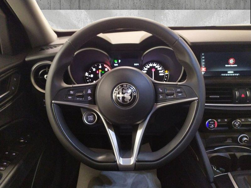 Alfa Romeo Stelvio 2.2 t Executive Q4 190cv auto my19