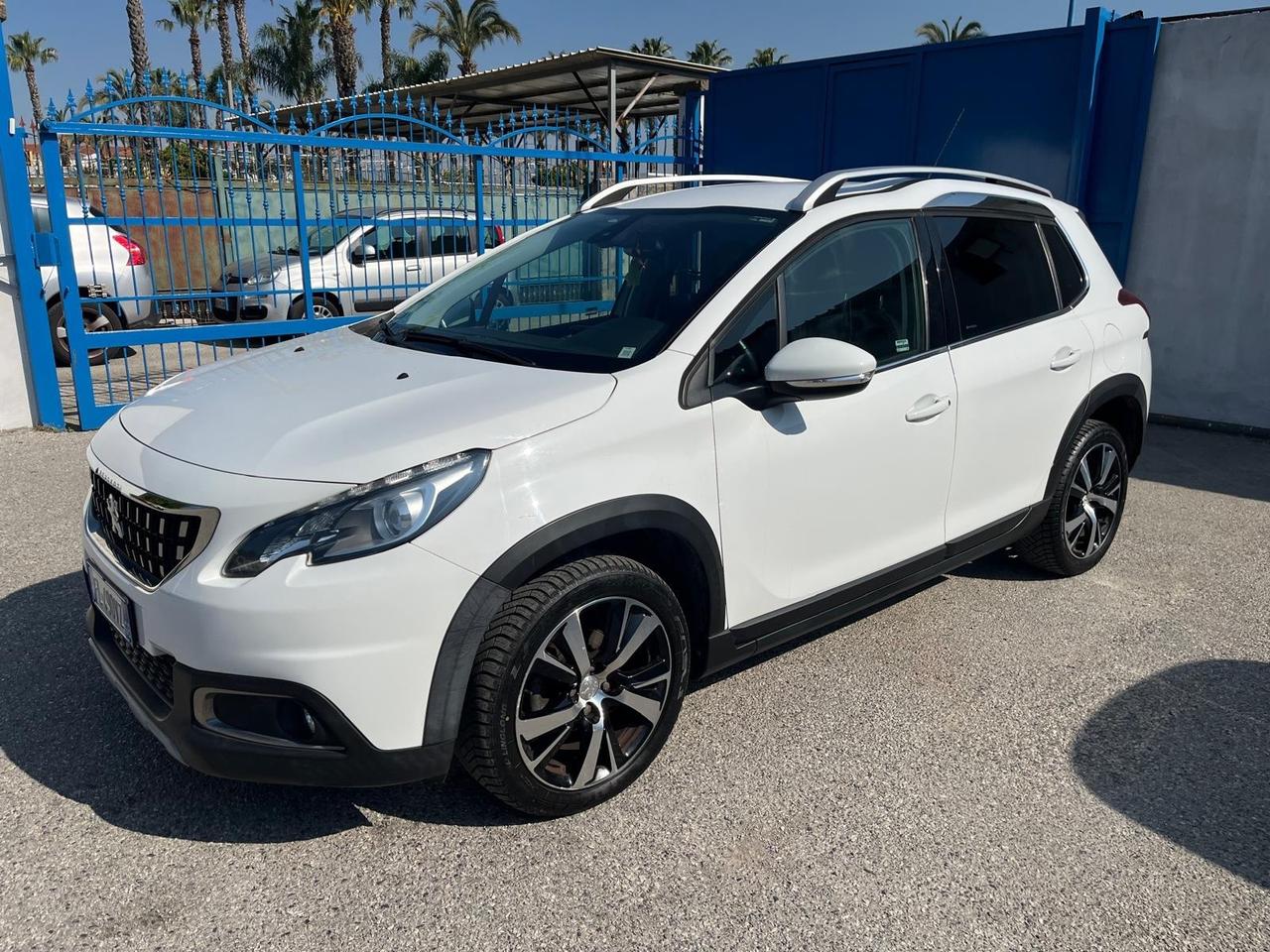 Peugeot 2008 -1.5 blue hdi allure-km 60000-10/2017
