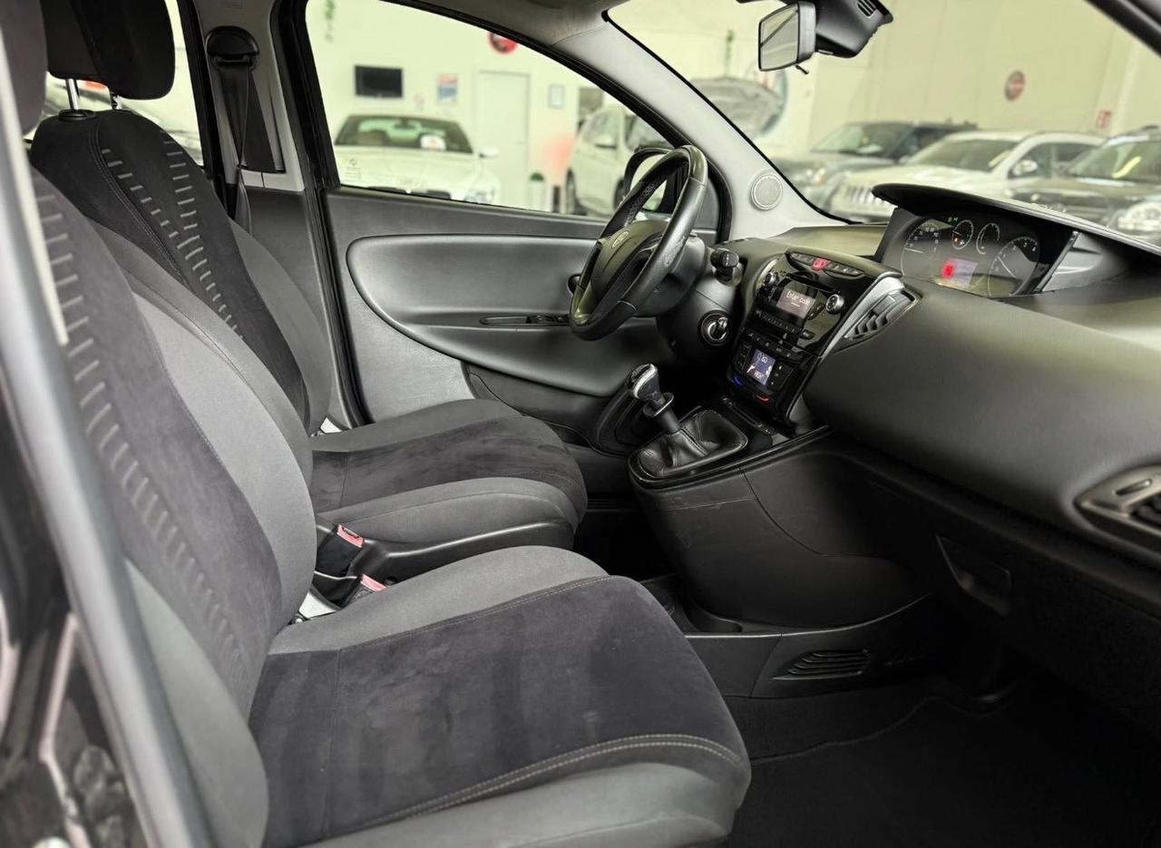 Lancia Ypsilon 1.0.9 85 CV 5 porte GPL