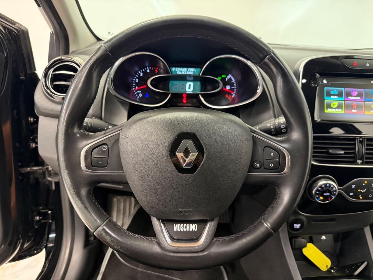 Renault Clio dCi 8V 75 CV 5 porte Moschino Intens
