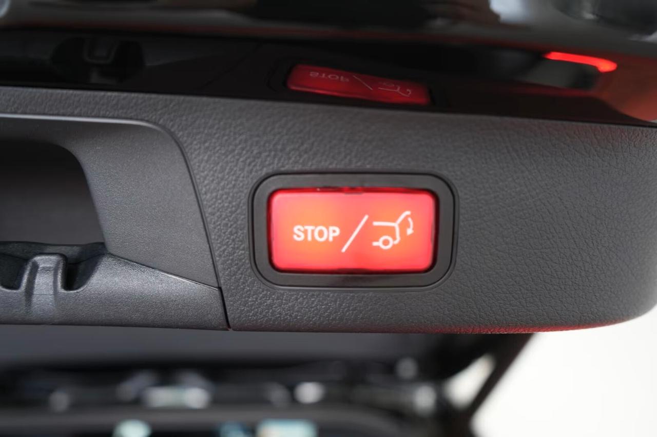Mercedes-benz GLA 200 Automatic AMG - KAMERA - LED - NAVI