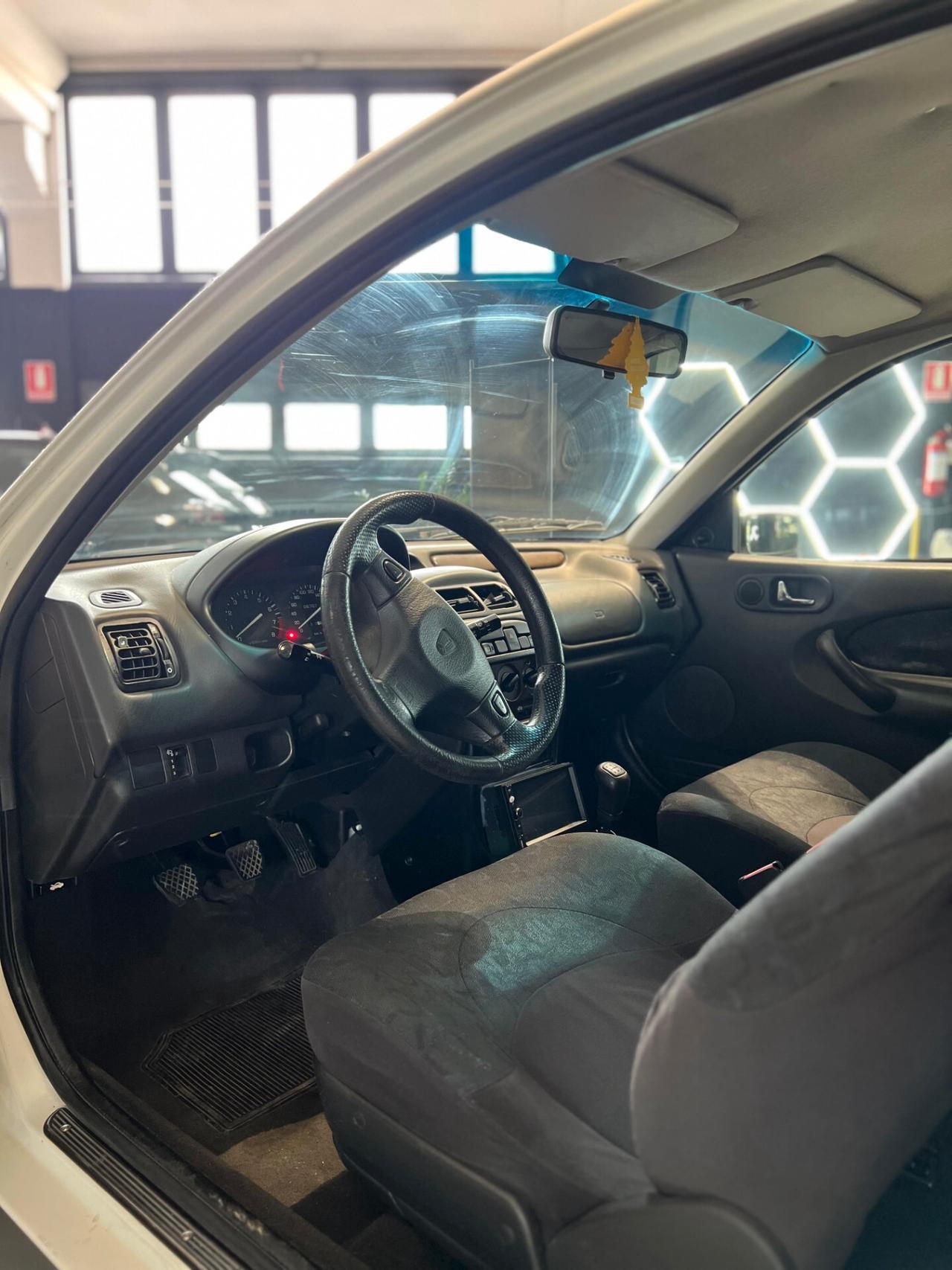Rover 200 211i cat 3 porte Dual airbag