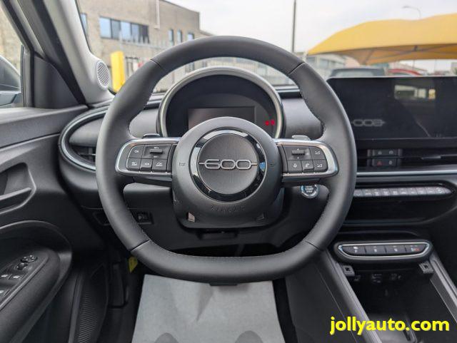 FIAT 600 Hybrid 100 CV DCT MHEV Business **KM0**