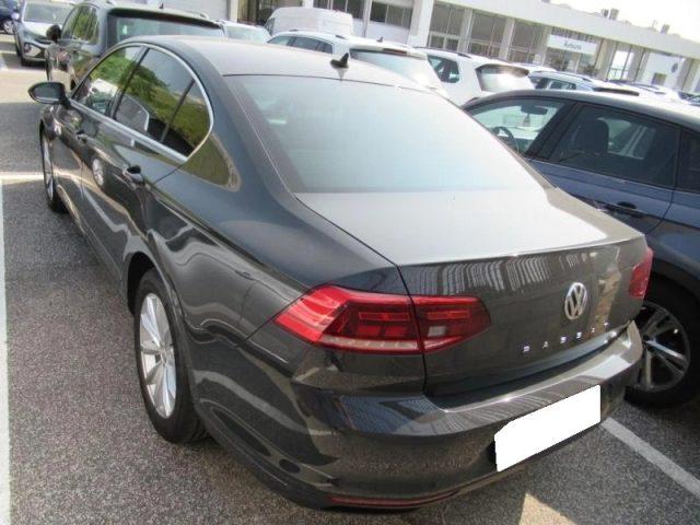 VOLKSWAGEN Passat 1.6 TDI DSG 120 Cv Business BMT Automatic Navi