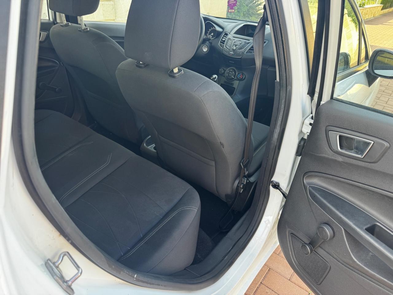 Ford Fiesta 1.5 TDCi 75CV Titanium