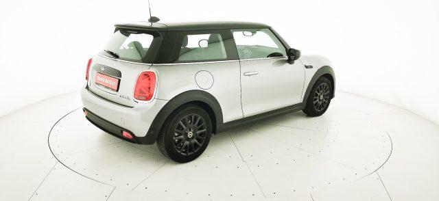 MINI Cooper SE Essential