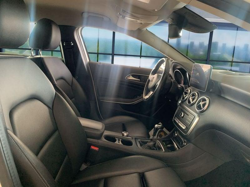 Mercedes-Benz Classe A A 180 d Sport Next Edition