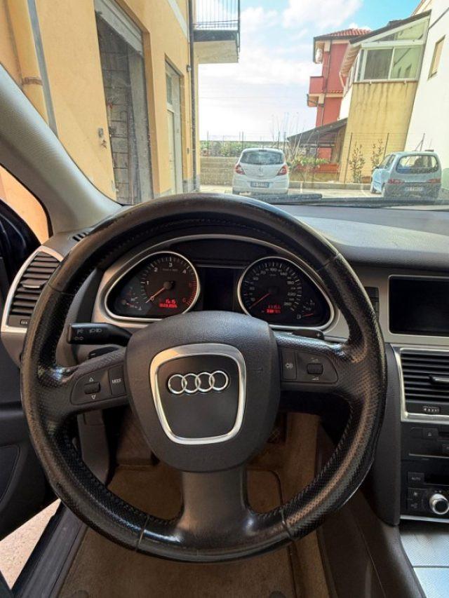 AUDI Q7 3.0 V6 TDI 233CV quattro tiptronic