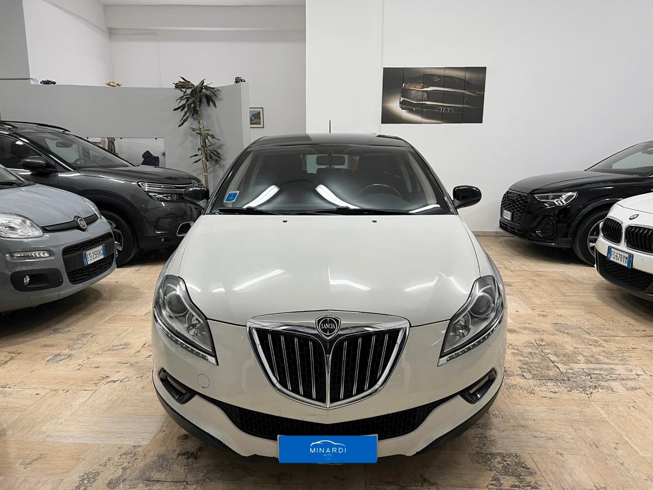 Lancia Delta 1.4 T-Jet 120 CV Platino Ecochic GPL