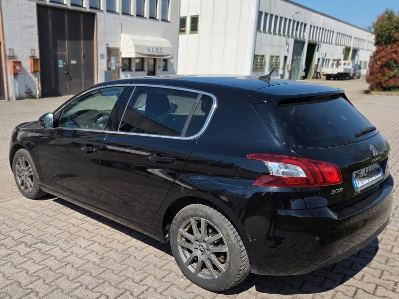 Peugeot 308 BlueHDi 120 S&S Allure