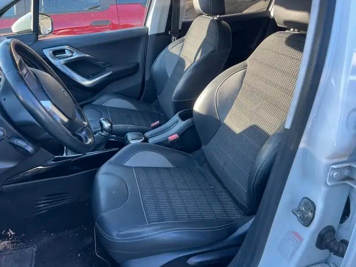 Peugeot 2008 BlueHDi 100 S&S Allure