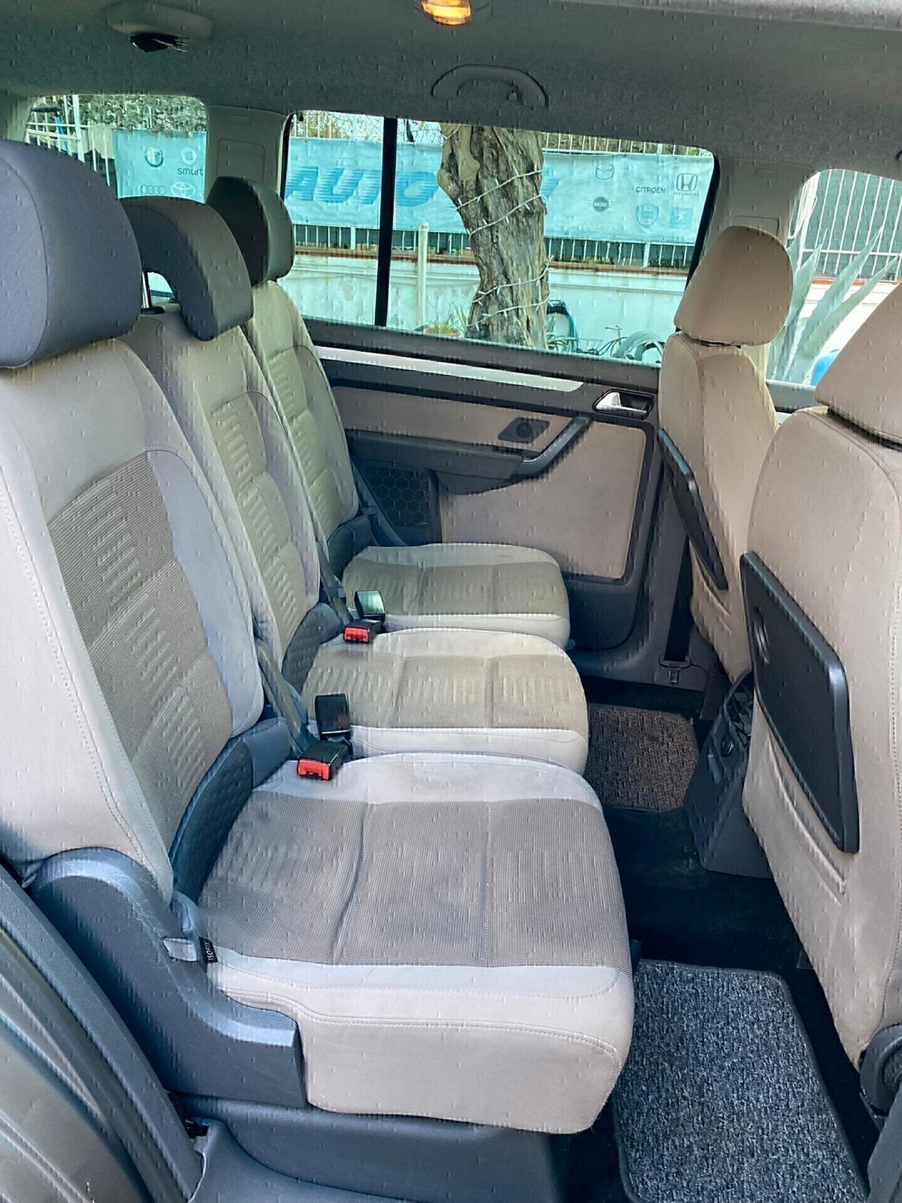 Volkswagen Touran 1.6 5 POSTI Bifuel GPL AUTOMATICO 170CV