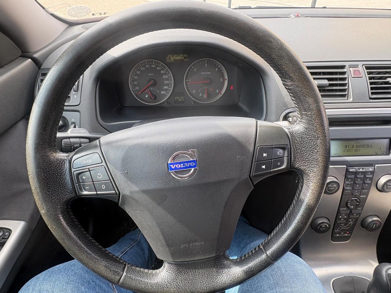 Volvo V50 D anno 2012 pronta a uso ok neo patentati