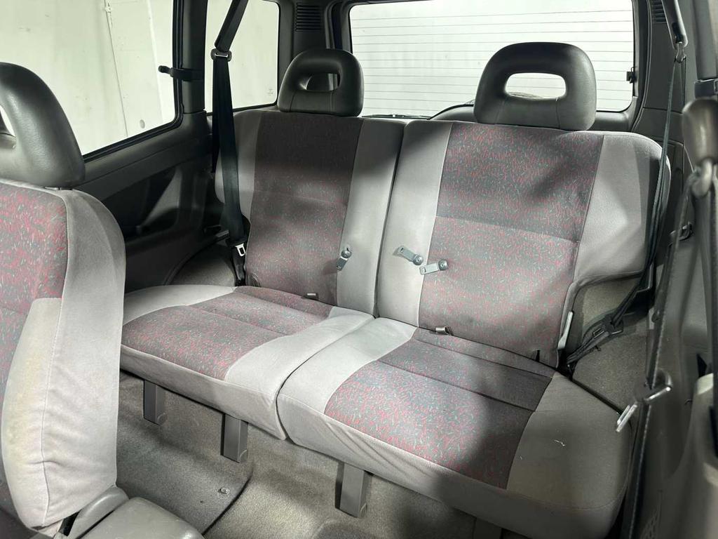 Nissan Terrano 2.7 td SE HT 3p