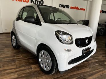 smart fortwo EQ Youngster