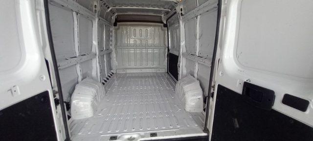 FIAT Ducato 33 2.2 Mjt 140CV PM-TA Furgone 3 POSTI