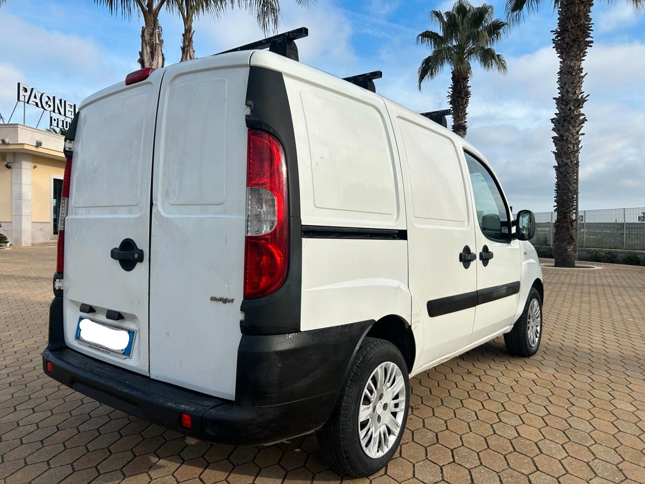 Fiat Doblo 1.9 JTD FURGONE PORTA LAT