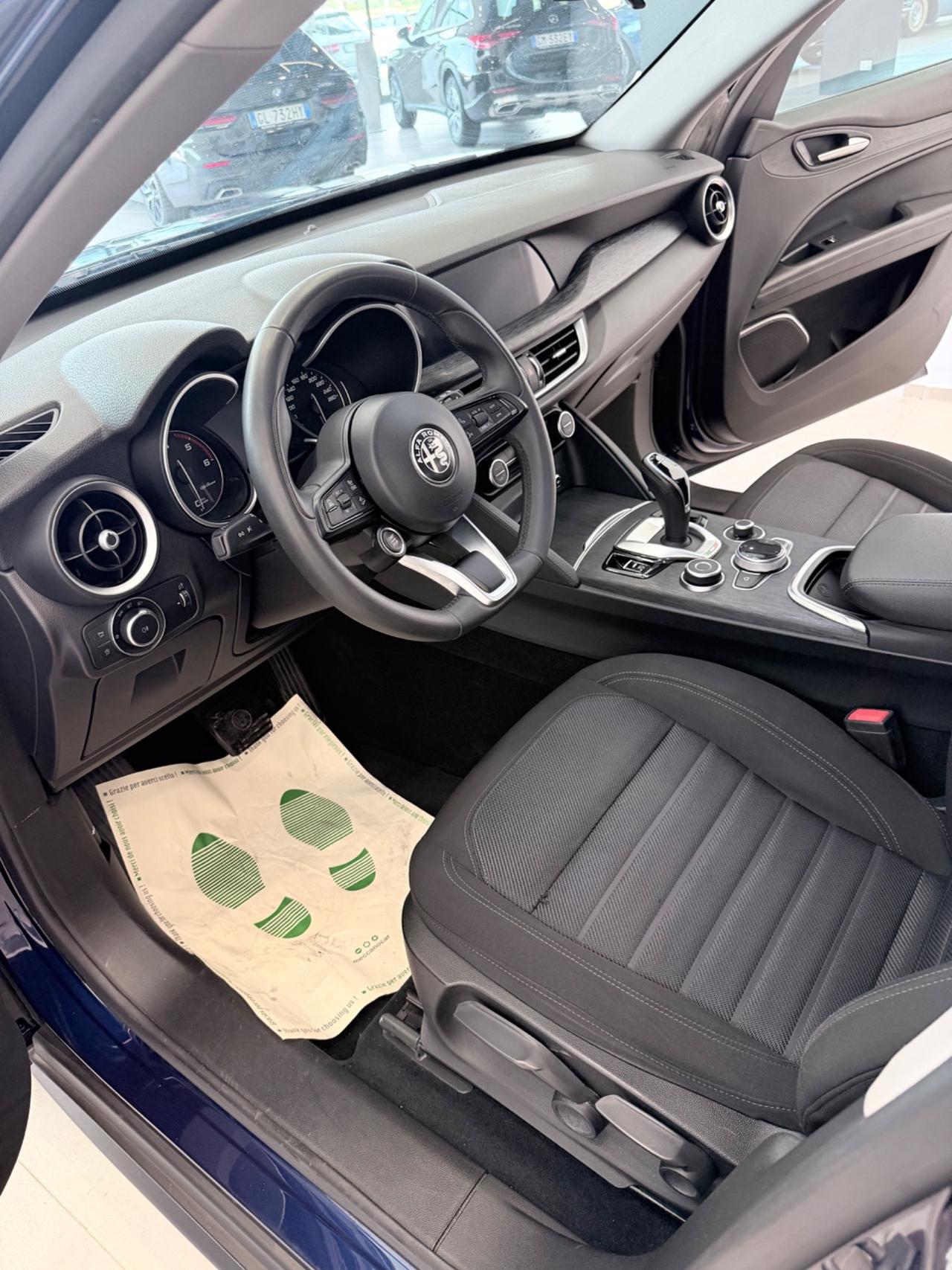 Alfa Romeo Stelvio 2.2 Turbodiesel 160 CV AT8 RWD Sport-Tech