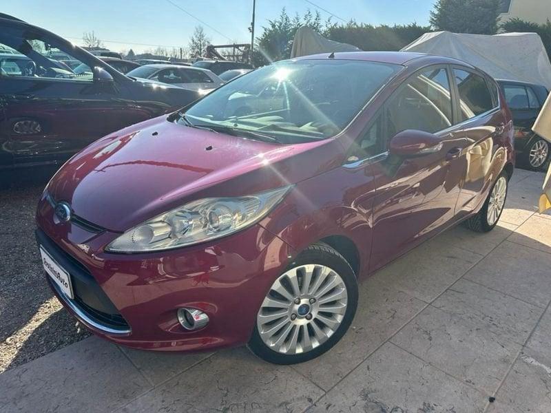 Ford Fiesta 1.2 82 CV 5 porte Titanium Bella !