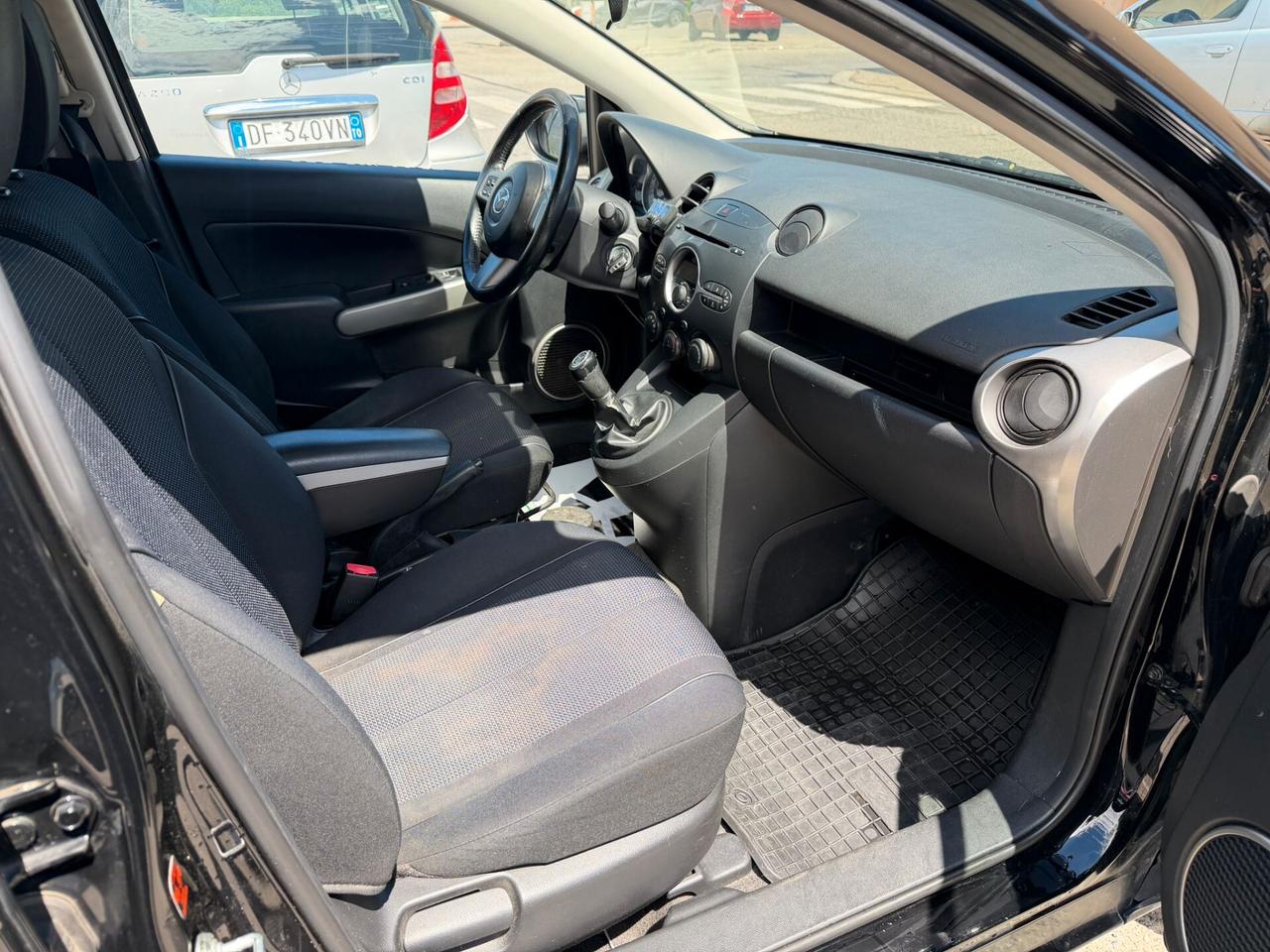 Mazda 2 Mazda2 1.5 16V 103CV 5p. Fun