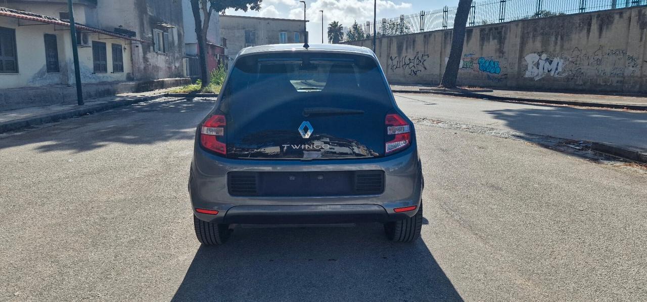 Renault Twingo 0.9 TCe 90 CV EDC COSMIC Unico Proprietario