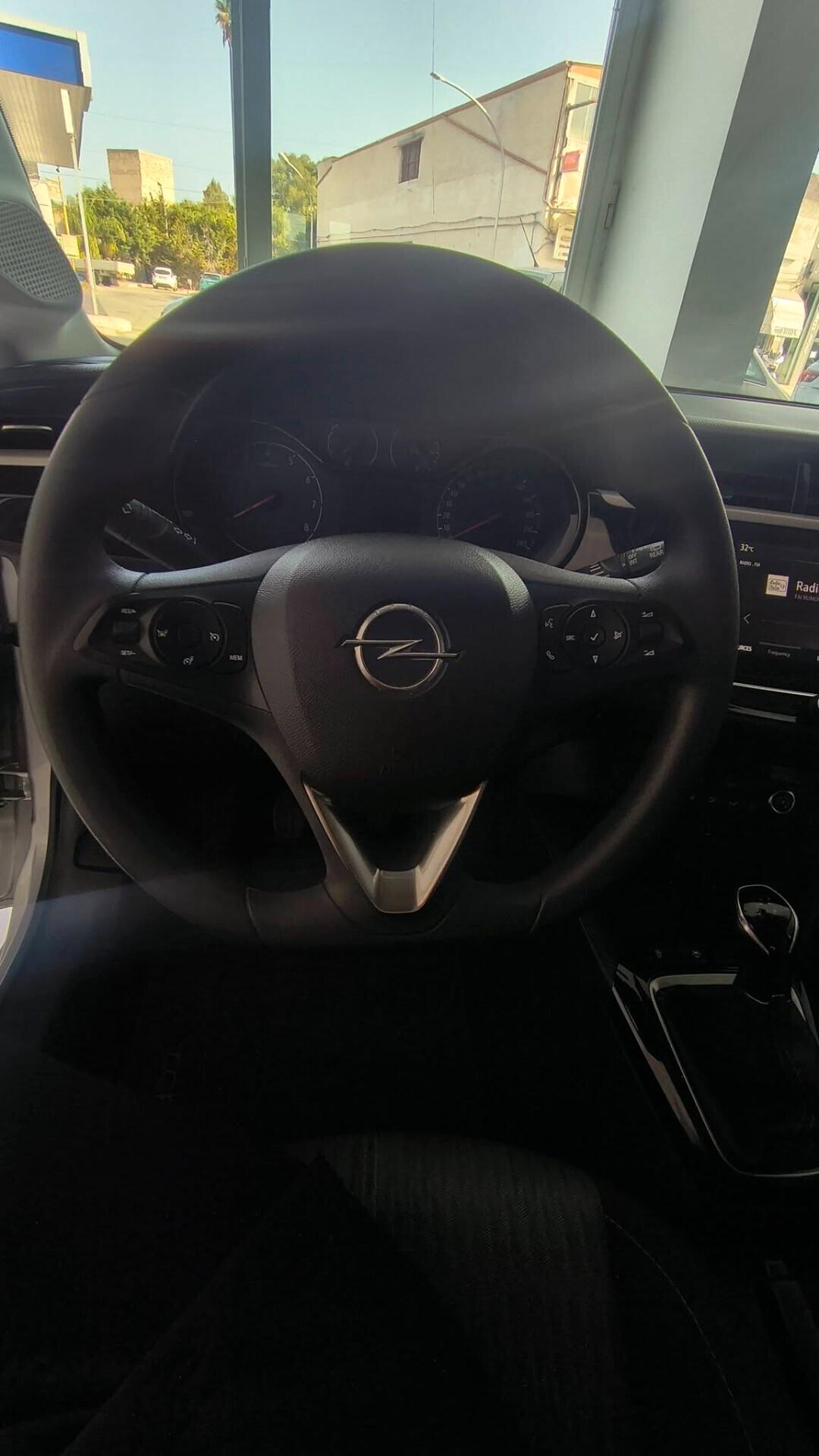 Opel Corsa 1.2 Edition