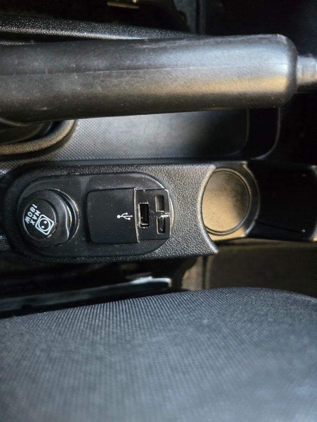 FIAT Qubo 1.4 8V 78 CV Benz.METANO Navi TEL x NEOPATENTATI